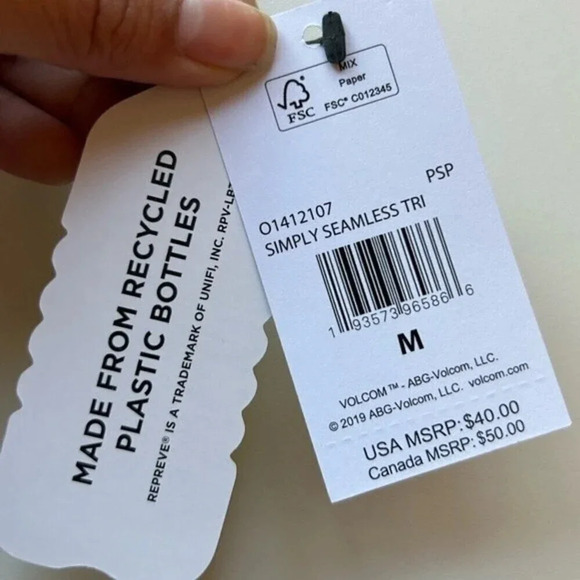 Volcom Simply Seamless Black Triangle Bikini Top Size M new with tags! - Picture 9 of 11